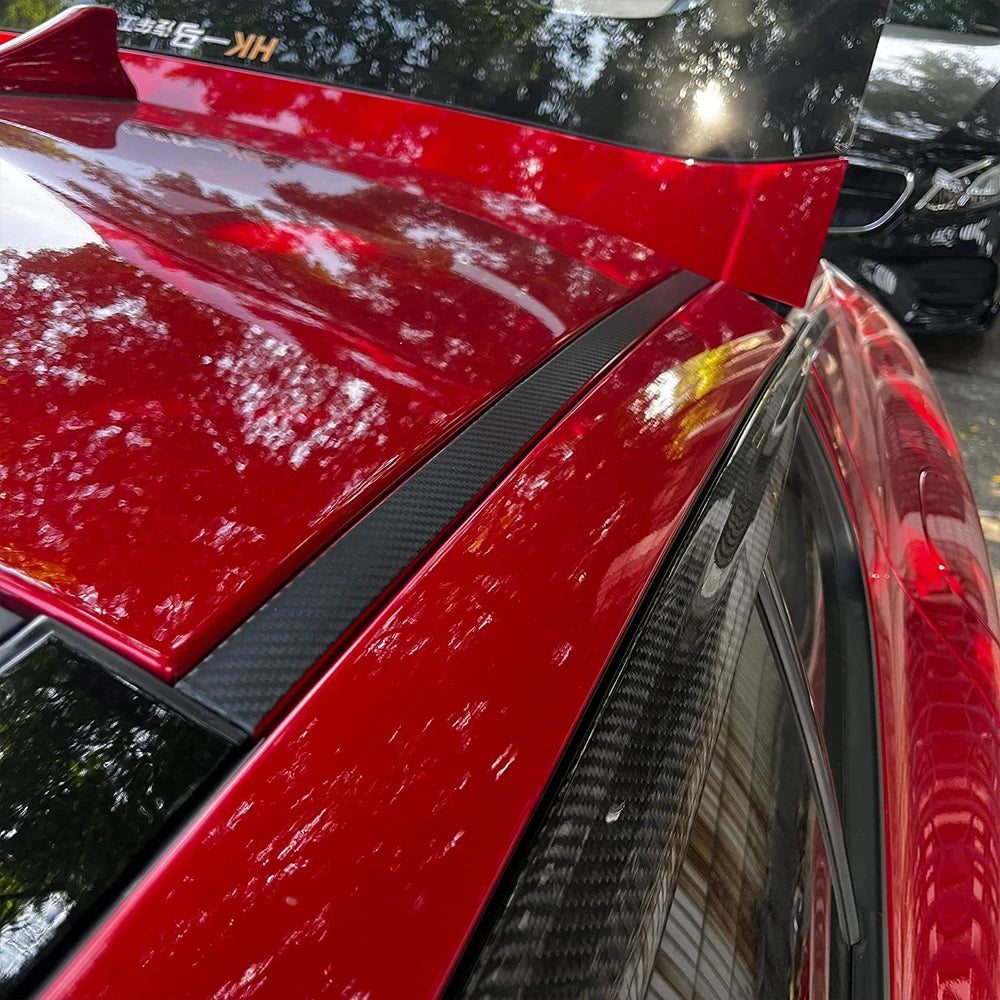 Premium Carbon Fiber Style Roof Decal – Sporty High-Gloss Vinyl Wrap